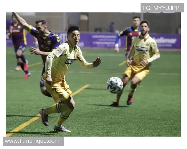 西班牙人对阵利亚戈斯特拉在线直播全程回顾与精彩瞬间分析 西班牙人对阵利亚戈斯特拉在线直播全程回顾与精彩瞬间分析