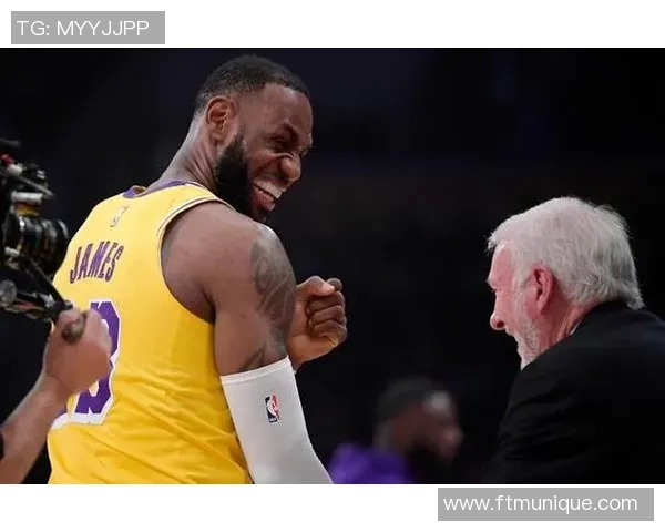 湖人129-119独行侠迎喜1忧！里弗斯蜕变，艾顿太重要，候补有点拉